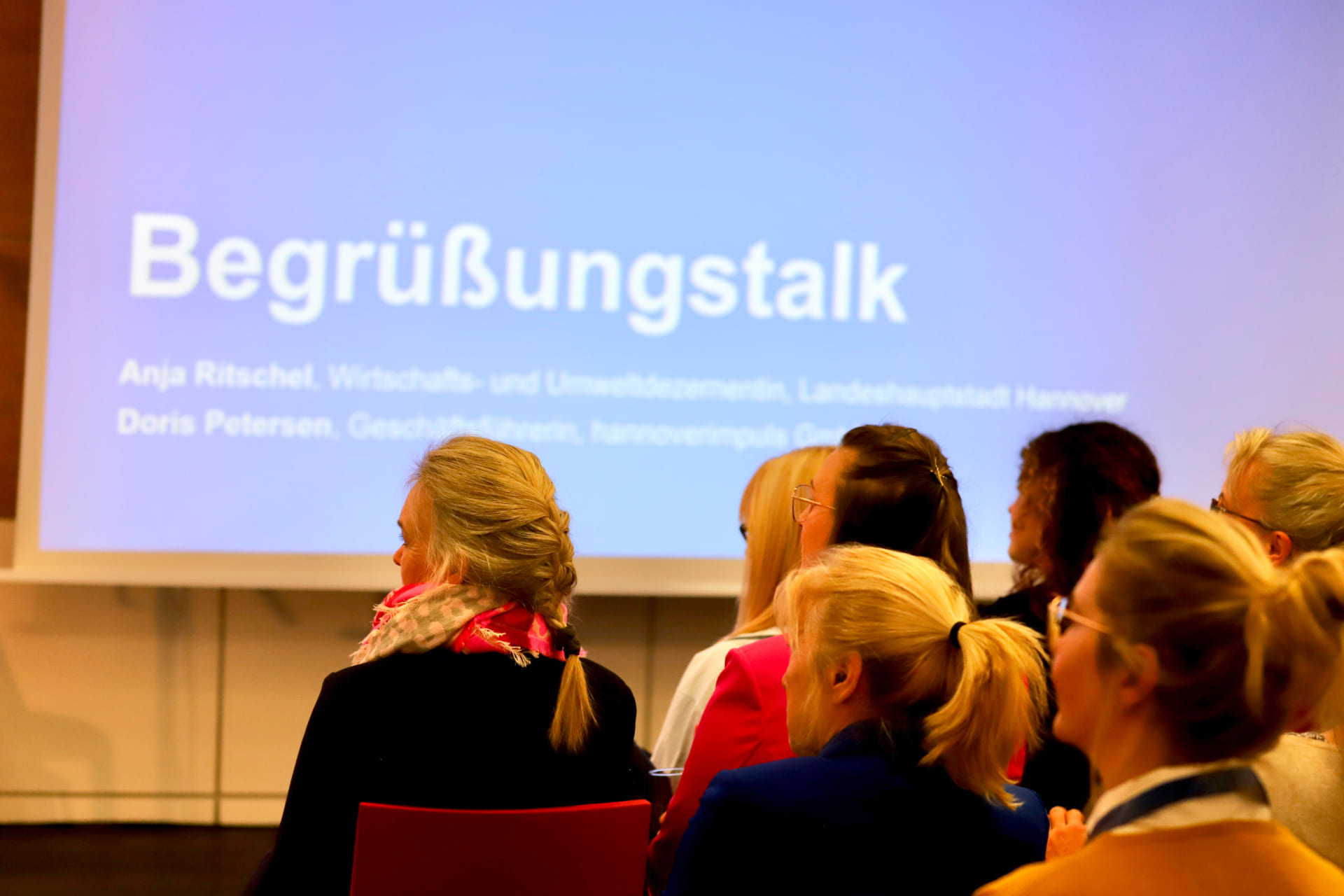 Unternehmerinnenkongress 2024 in Hannover: Netzwerken in der Sparkasse